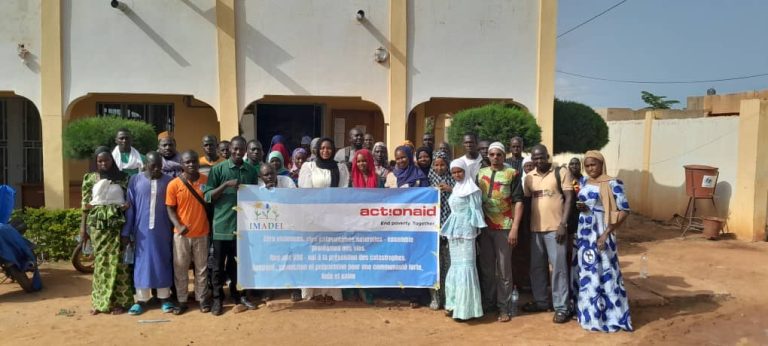 Former pour protéger, sensibiliser pour agir.